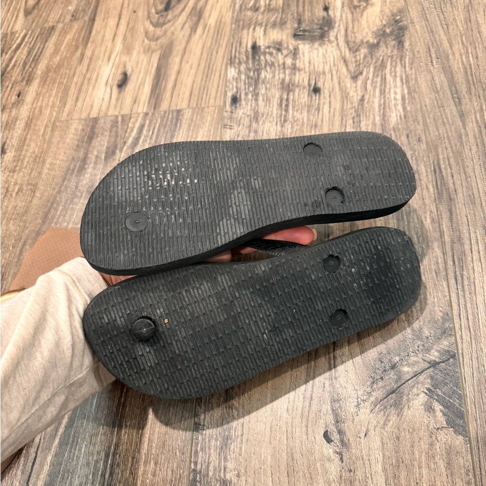 Havaianas flip flops